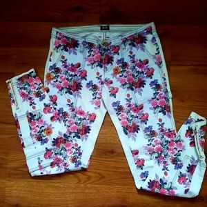 SALE! 🔥  Vintage dolce&gabbana 6 pocket skinny jeans